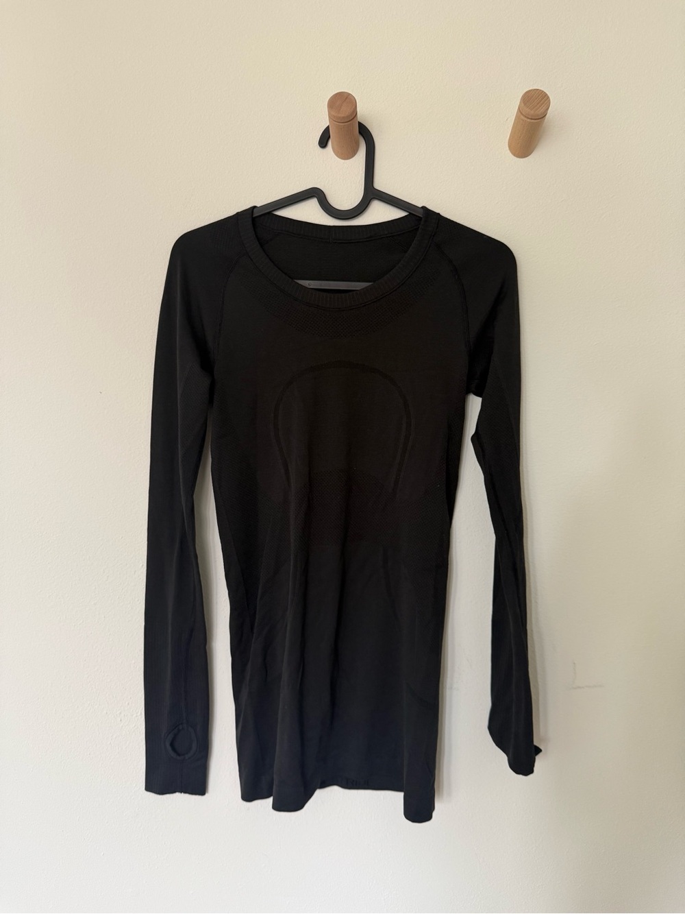 lululemon athletica Black Long Sleeve Seamless Performance Top